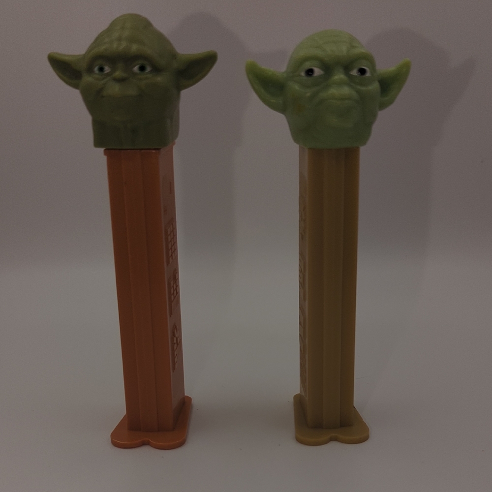 Star Wars Yoda Candy Dispenser Set - Green and Tan